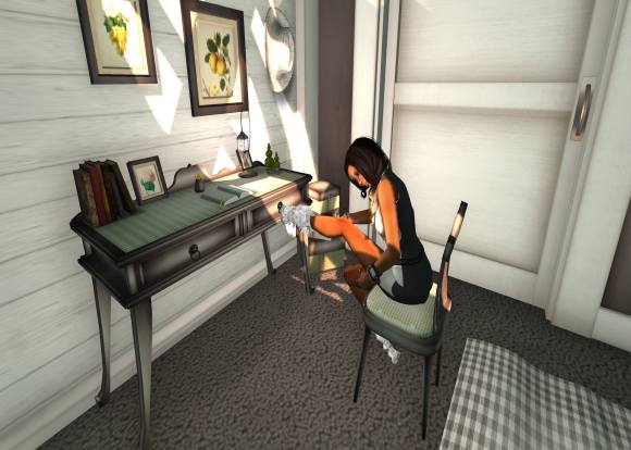 Pewter Desk_004
