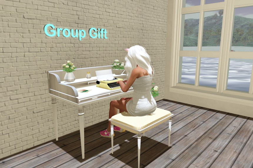 Group Gift Console Table_014